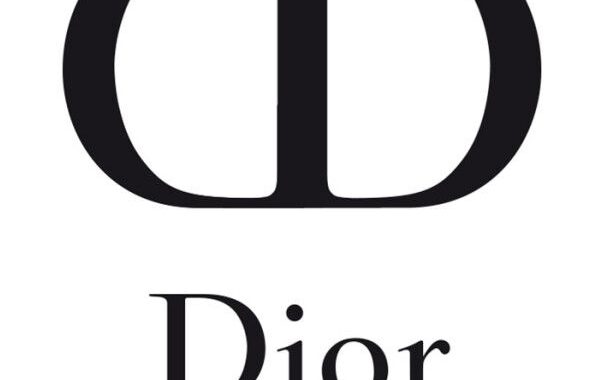 ニュールックとよばれ斬新なデザインが大人気の「ディオール（Dior）」