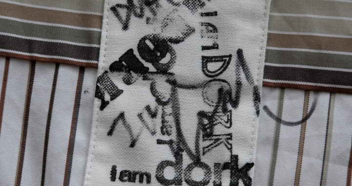 ラフなアイテムに極上の素材を使用 I am dork(アイアムドーク)